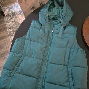 Women's GAP ColdControl Puffer Vest EUC Size L